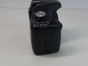 Б/у Фотоаппарат Canon eos 500d body 01-200862971