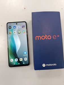 Б/в Мобільний телефон Motorola moto e14 4/64gb 01-200861386
