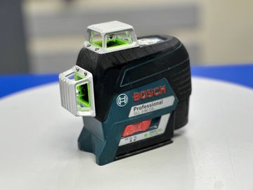 Б/у Лазерный нивелир Bosch gll 3-80 cg professional 01-200850985