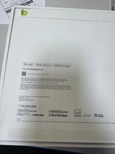 Б/в Ноутбук Apple macbook air 13,6" 2025 mc6t4 / apple m4/ 10 core gpu/ ram 16gb/ ssd 256gb/ a3240 01-200880888