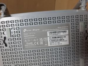 Б/в Бездротовий маршрутизатор Tp-Link ec220-g5 01-200881100