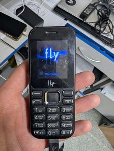 Б/у Мобільний телефон Fly ff183 01-200886064