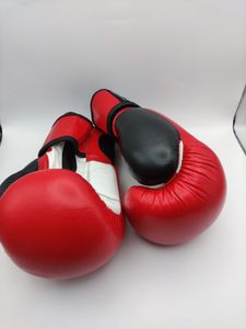 Б/у Боксерские перчатки Viking 12oz 01-200887607