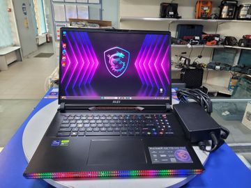 Б/в Ноутбук Msi 17/core i9-13950hx ddr5/16gb ddr5/ssd 512 gb/geforce rtx4070 8gb 01-200892290