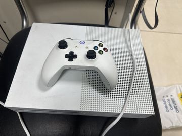 Б/в Ігрова приставка Microsoft xbox one s 500gb 01-200896727