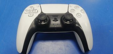 Б/в Геймпад Sony dualsense 01-200901198