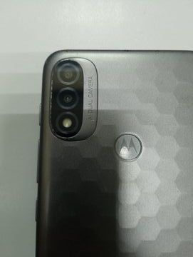 Б/в Мобільний телефон Motorola moto e20 xt2155-6 2/32gb 01-200900102