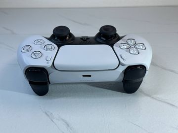 Б/в Геймпад Sony dualsense 01-200905410