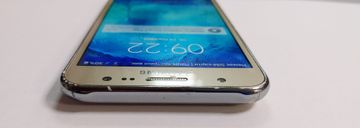 Б/у Мобільний телефон Samsung galaxy j5 j500h 01-200906037