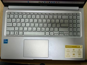 Б/в Ноутбук Asus 15/core i3-1215u ddr5/8gb ddr5/hdd *відсутній/ssd 512 gb/*інтегрована 01-200910022