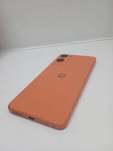 Б/в Мобільний телефон Motorola moto g06 4g 4/64gb 01-200907304