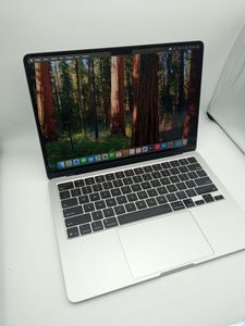 Б/в Ноутбук Apple macbook air 13,6" 2025 mc6t4 / apple m4/ 8 core gpu/ ram 16gb/ ssd 256gb/ a3240 01-200911417