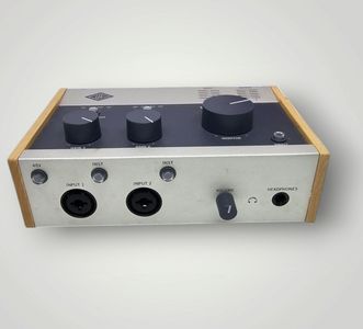 Б/в Звукова карта Universal Audio volt 276 01-200844885