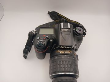 Б/в Фотоапарат Nikon d7100 / af-s nikkor 18-55 mm 1^3.5-56 g 01-200914258