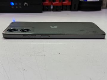 Б/в Мобільний телефон Motorola moto e14 4/64gb 01-200922656