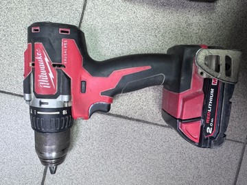 Б/в Гайковерт Milwaukee fuel m12 3/8in drive impact wrench 1x6ah/ 1х2ah/ m12fiw38622x 01-200927228