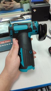 Б/в Шліфмашина акумуляторна Portadle Lithium 12v 01-200930162