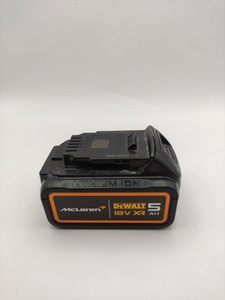 Б/в Акумулятор Dewalt 18 в xr li-ion 5 ач 01-200955141
