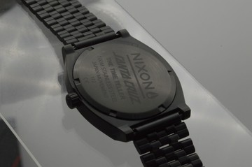 Б/в Годинник Nixon santa cruz 17j 01-200963643