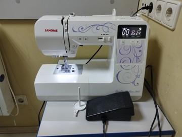 Б/у Швейная машина Janome quality fashion 7900 01-200979040