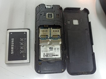 Б/в Мобільний телефон Samsung c3322i 01-200982275