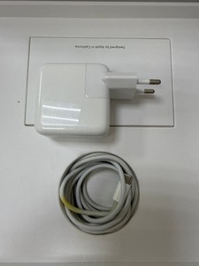 Б/в Ноутбук Apple macbook air a1932/13.3"/ core i5 1.6ghz/ram 8gb/ssd 128b/intel uhd grafics 617 01-200990049