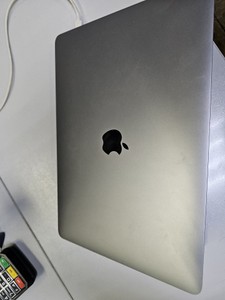 Б/у Ноутбук Apple macbook pro a1989 13,3" core i5 2,4ghz/ram8gb/ssd256gb/iris plus graphics 655 01-201031550