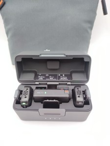 Б/в Мікрофон Dji mic mini 2tx + 1rx + charging case 01-201101381