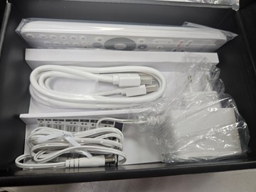 Б/у HD-медиаплеер Strong leap-s3 01-201096436