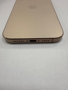 Б/в Мобільний телефон Apple iphone 16 pro max 256gb 01-201118737