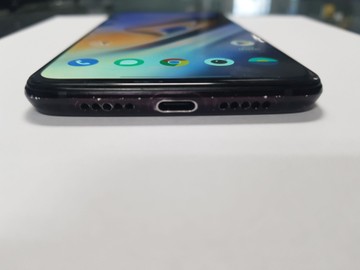 Б/в Мобільний телефон Oneplus 6t 8/128gb 01-201138711