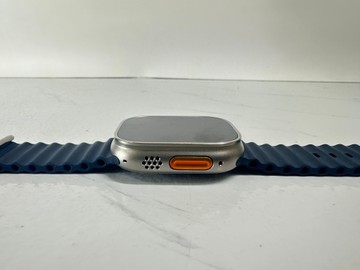 Б/у Смарт-часы Apple watch ultra 2 gps + cellular 49mm titanium case 01-201152356