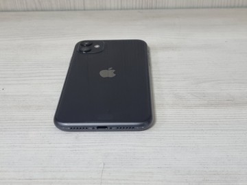 Б/в Мобільний телефон Apple iphone 11 64gb 01-201181554