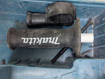 01-200547828: Makita hr2470