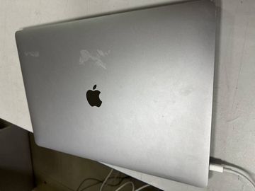 01-200095695: Apple Macbook Pro core i9 2,3ghz a2141/retina/ram16gb/ssd1000gb/intel uhd graphics 630