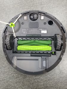 01-200612049: Irobot roomba i7