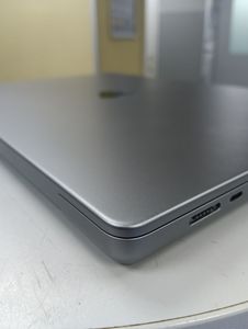 01-200753248: Apple macbook pro 16” 2021