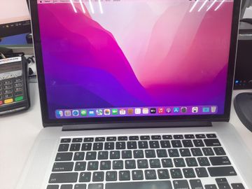 01-200766949: Apple macbook pro a1398 15,4" core i7 2.2ghz/ram 16gb/ssd256gb/intel iris pro