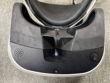 01-200625210: Sony vr