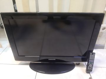 01-200775529: Samsung le26b450c4w