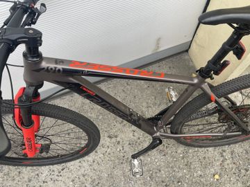 01-200782631: Crosser solo 29?