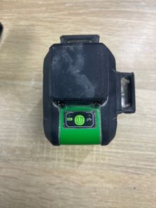 Б/в Лазерний нівелір Protester ll412g 01-200796596