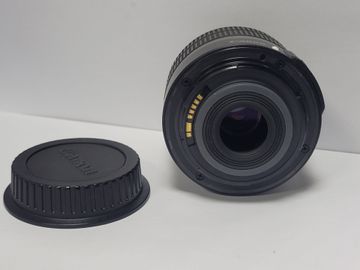 01-200796829: Canon ef-s 18-55mm f/3.5-5.6 is ii