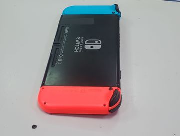 Б/в Ігрова приставка Nintendo switch 01-200759878