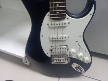 Б/у Электрогитара Cort g110 01-200819011