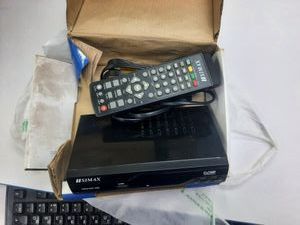 Б/у Ресиверы ТВ Simax va2103hd 01-200834902