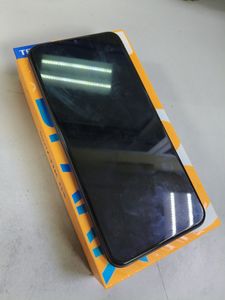 Б/у Мобильный телефон Tecno spark 8c kg5n 4/64gb 01-200835242