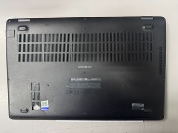 Б/в Ноутбук Dell 15/core i5 8365u ddr4/16gb ddr4/ssd 120 gb/*інтегрована 01-200847164