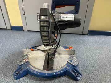 Б/в Пила торцева Dexter j1g-zp1a-210d 01-200883825