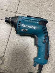 Б/у Шуруповерт Makita fs4300 01-200887891